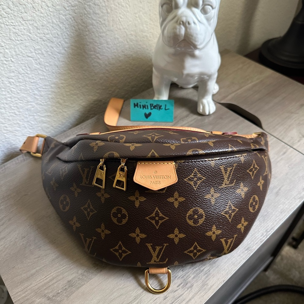 Louis Vuitton Bumbag in Monogram Canvas
